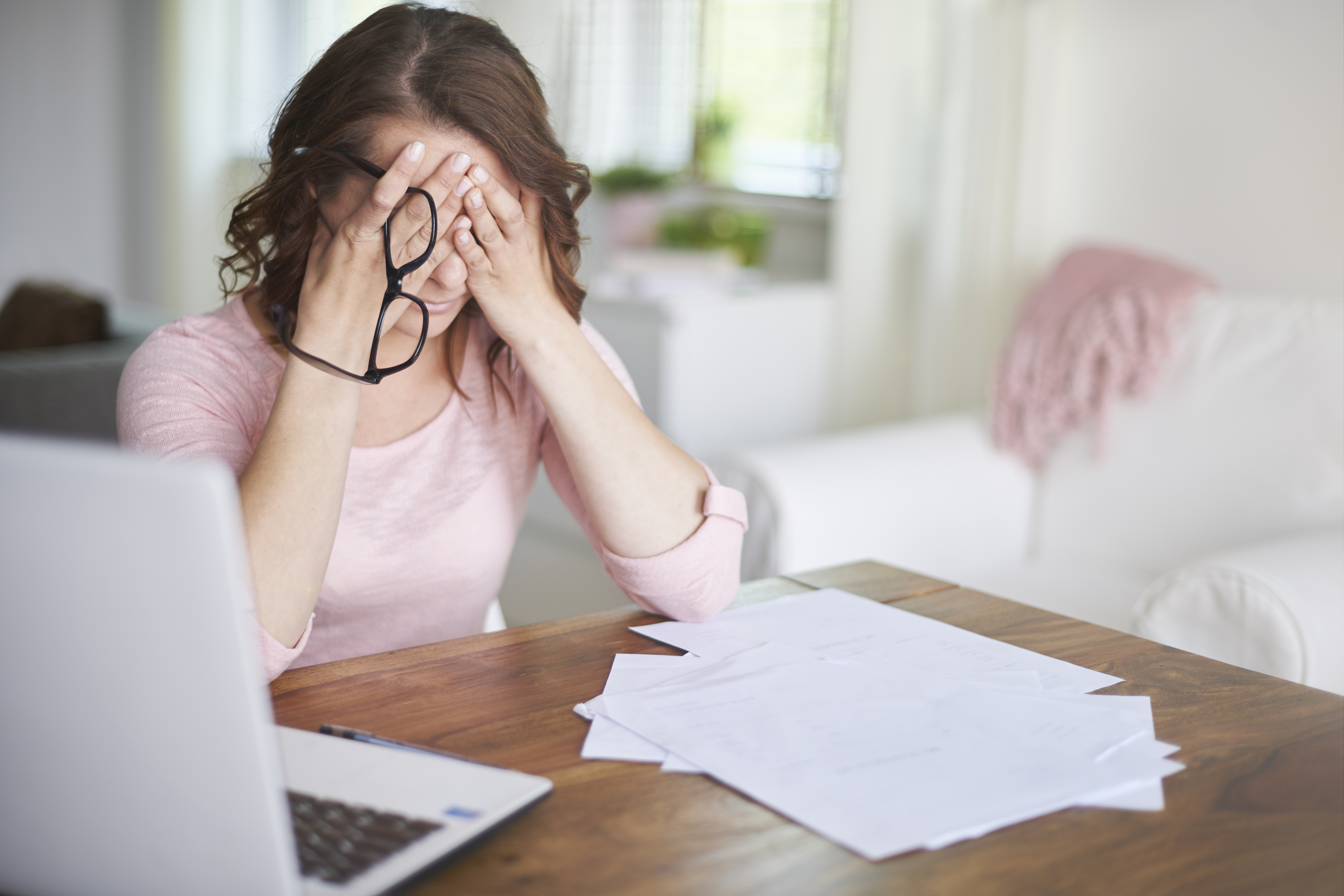 busy-businesswoman-working-at-home-office.jpg